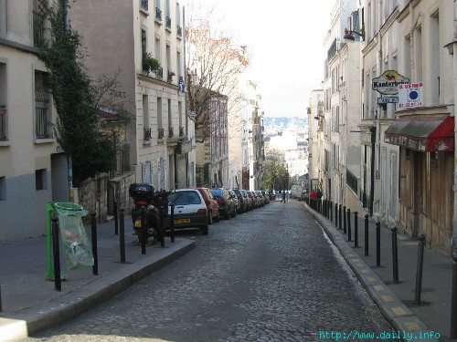 Petire rue de Montmartre